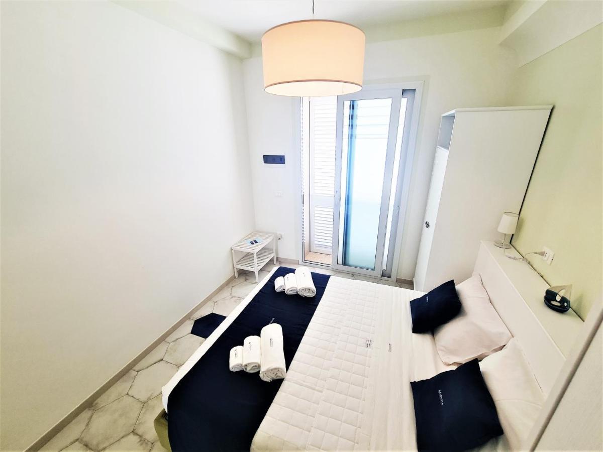 Kalinifta Rooms Apartment Torre Lapillo Dış mekan fotoğraf